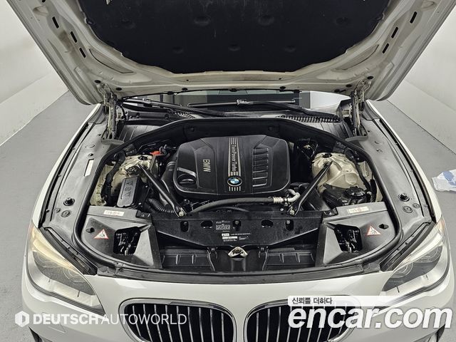 BMW 7 Series (F01) 730d 2013 — фото 6