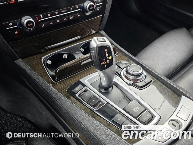 BMW 7 Series (F01) 730d 2013 — фото 9