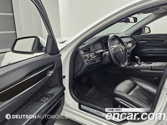 BMW 7 Series (F01) 730d 2013 — фото 15