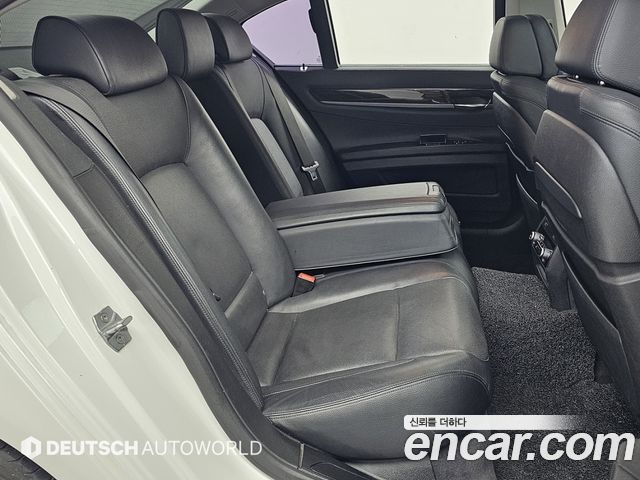 BMW 7 Series (F01) 730d 2013 — фото 16