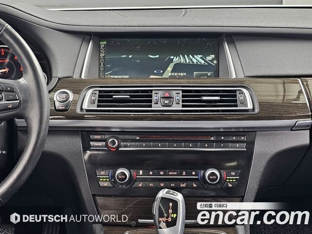 BMW 7 Series (F01) 730d 2013 — фото 18