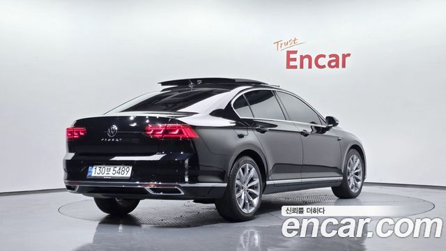 Volkswagen Passat GT (B8) 2.0 TDI Prestige 2021 — фото 2