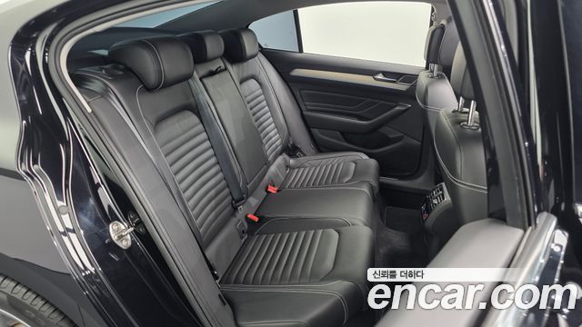 Volkswagen Passat GT (B8) 2.0 TDI Prestige 2021 — фото 16
