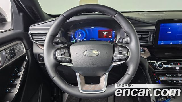Ford Explorer (VI) 3.0 Platinum 4WD 2023 — фото 13