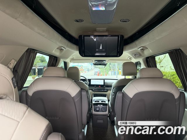 Kia Carnival (IV) HEV 9-Seater Hi-Limousine Signature 2025 — фото 7