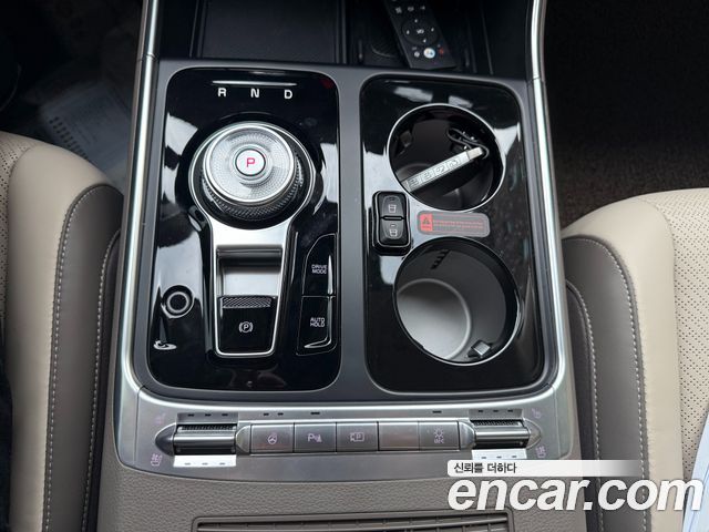 Kia Carnival (IV) HEV 9-Seater Hi-Limousine Signature 2025 — фото 9