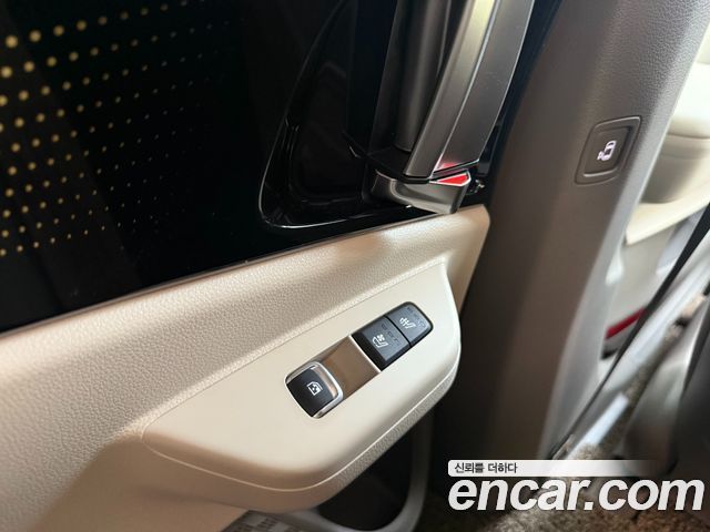 Kia Carnival (IV) HEV 9-Seater Hi-Limousine Signature 2025 — фото 20