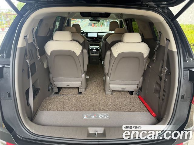 Kia Carnival (IV) HEV 9-Seater Hi-Limousine Signature 2025 — фото 23