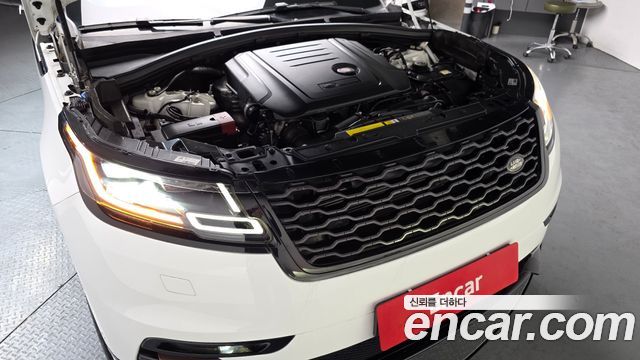 Land Rover Range Rover Velar 2.0 D240 SE 2019 — фото 6