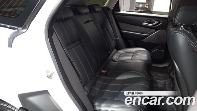 Land Rover Range Rover Velar 2.0 D240 SE 2019 — фото 12