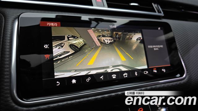Land Rover Range Rover Velar 2.0 D240 SE 2019 — фото 15