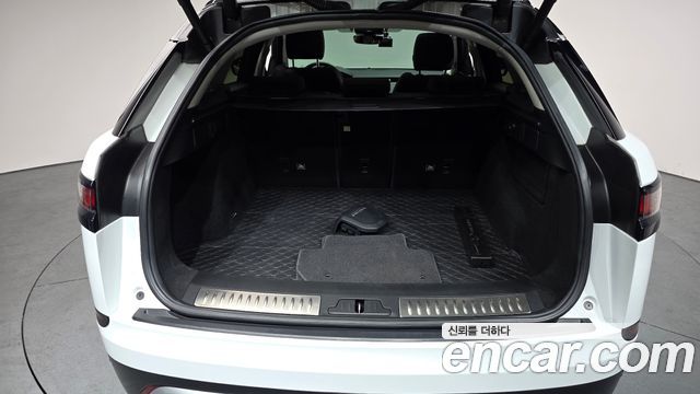 Land Rover Range Rover Velar 2.0 D240 SE 2019 — фото 20