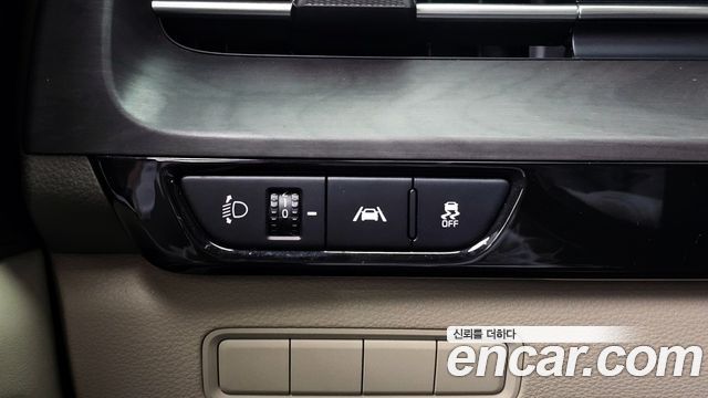 Kia Carnival (IV) Diesel 9-Seater Prestige 2021 — фото 22