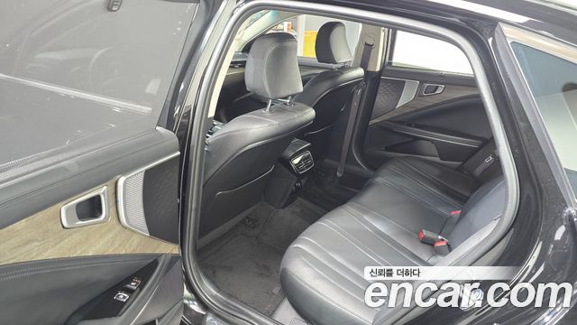 Kia K8 2.5 Gasoline 2WD Noblesse 2023 — фото 11