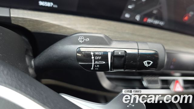 Kia K8 2.5 Gasoline 2WD Noblesse 2023 — фото 16