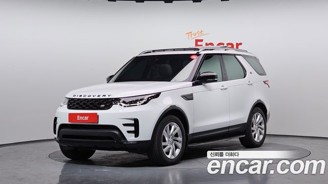 Land Rover Discovery 5 3.0 TD6 HSE 2017 — фото 1