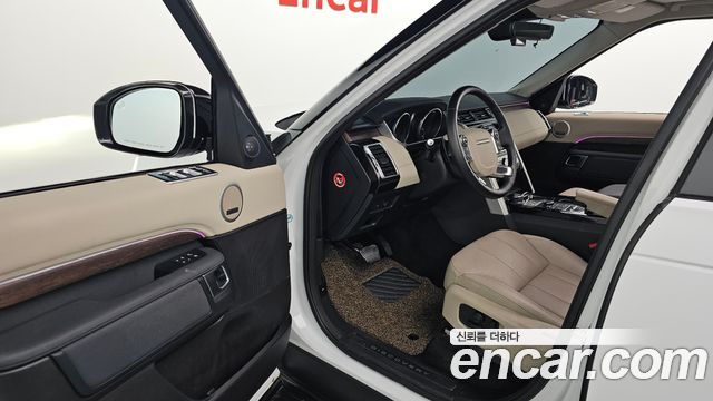 Land Rover Discovery 5 3.0 TD6 HSE 2017 — фото 11