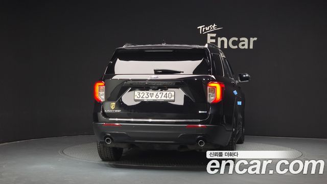 Ford Explorer (VI) 2.3 LimIted 4WD 2020 — фото 4