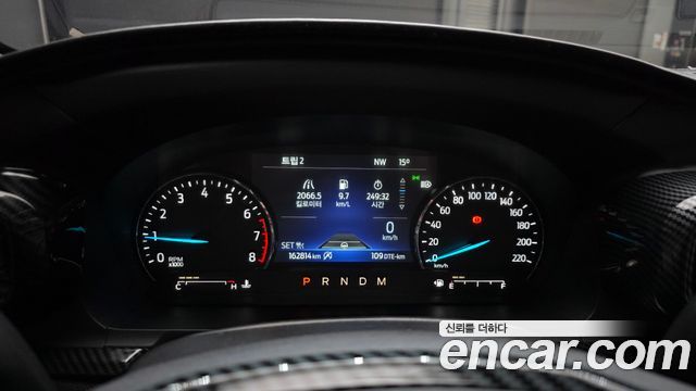 Ford Explorer (VI) 2.3 LimIted 4WD 2020 — фото 8