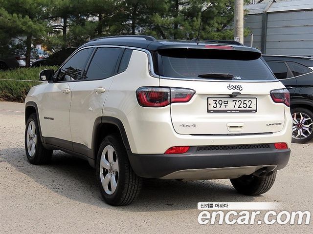 Jeep Compass (II) 2.4 Limitied AWD 2019 — фото 3