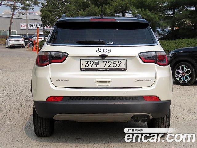 Jeep Compass (II) 2.4 Limitied AWD 2019 — фото 4