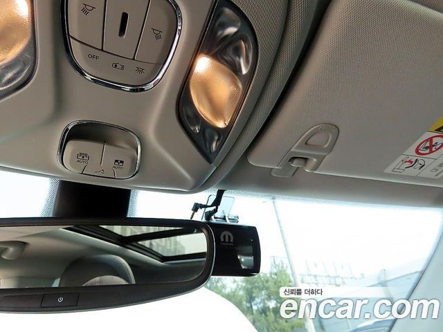 Jeep Compass (II) 2.4 Limitied AWD 2019 — фото 19