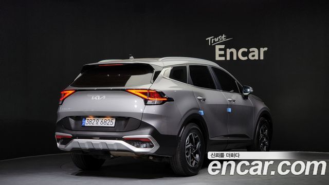 Kia Sportage (V) Diesel 2.0 2WD Prestige 2022 — фото 2