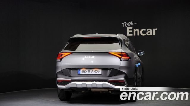 Kia Sportage (V) Diesel 2.0 2WD Prestige 2022 — фото 4
