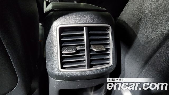 Kia Sportage (V) Diesel 2.0 2WD Prestige 2022 — фото 19