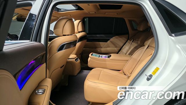 Genesis G90 (RS4) Gasoline 3.5 Turbo AWD 2022 — фото 12
