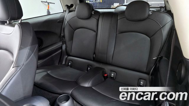 MINI Cooper Standard Third Generation 2021 — фото 12