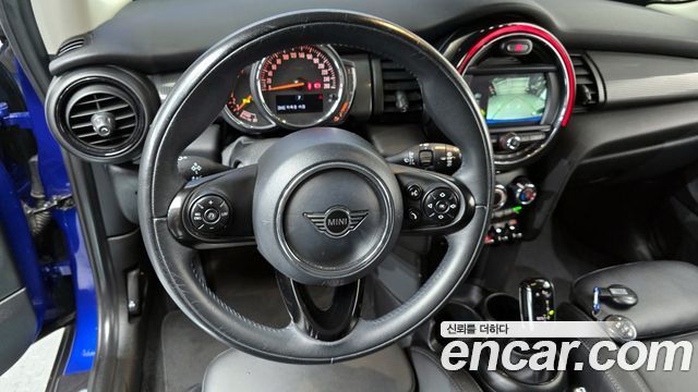 MINI Cooper Standard Third Generation 2021 — фото 13