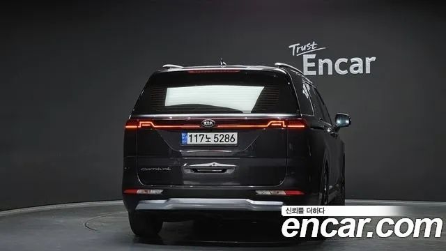 Kia Carnival (IV) Diesel 9-Seater Signature 2021 — фото 4