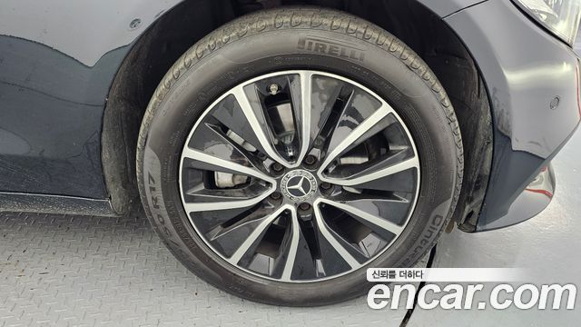 Mercedes-Benz C-Class (W205) C200 2019 — фото 5
