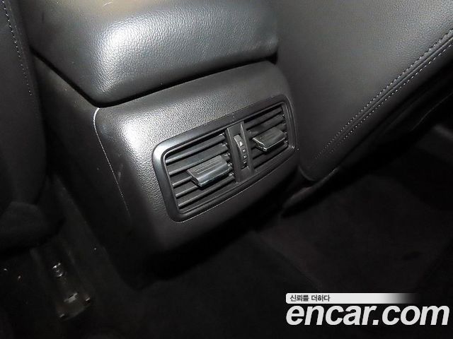 Renault Korea SM6 1.3 TCe SE 2021 — фото 16