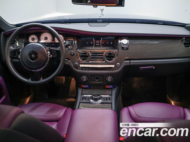 Rolls-Royce Ghost 6.6 V12 Black badge 2020 — фото 8