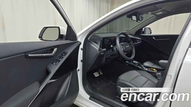 Kia Niro Signature 2025 — фото 10