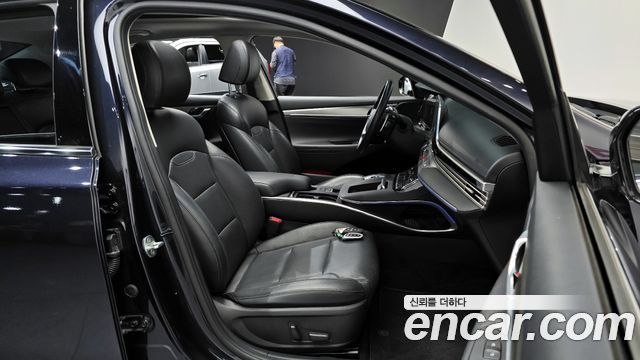 Hyundai Grandeur (IG) 2.5 Premium Choice 2021 — фото 32
