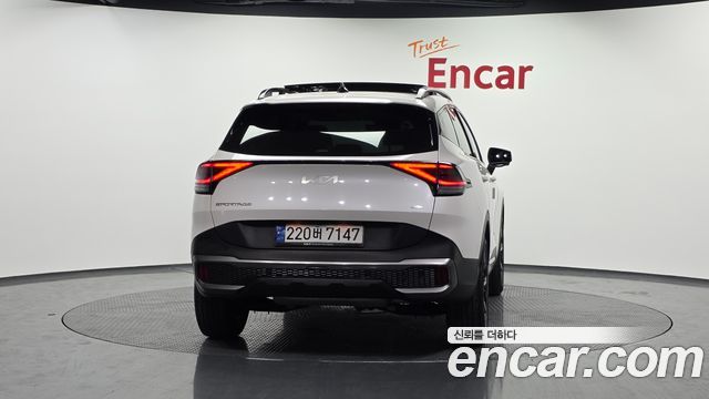 Kia Sportage Hybrid (V) Signature Gravity 2WD 2023 — фото 4