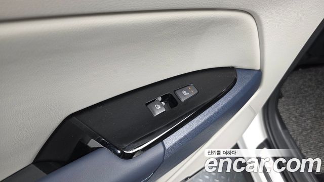 Kia Sportage Hybrid (V) Signature Gravity 2WD 2023 — фото 19