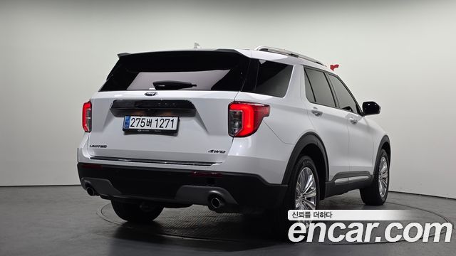 Ford Explorer (VI) 2.3 LimIted 4WD 2023 — фото 2