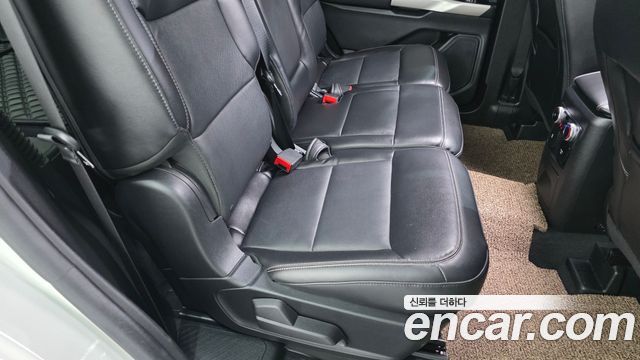 Ford Explorer (VI) 2.3 LimIted 4WD 2023 — фото 32