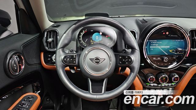 MINI Cooper S Countryman ALL4 Classic 2nd 2022 — фото 17