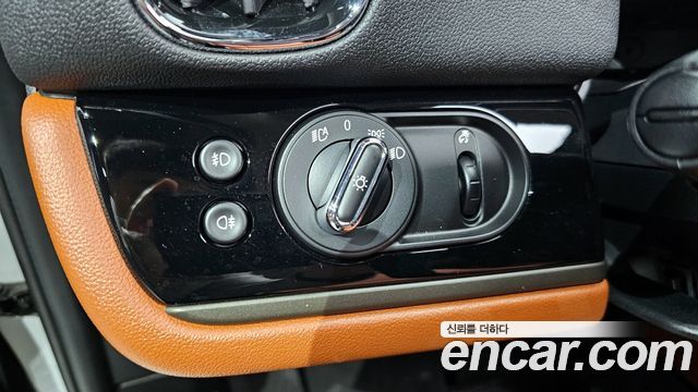 MINI Cooper S Countryman ALL4 Classic 2nd 2022 — фото 21