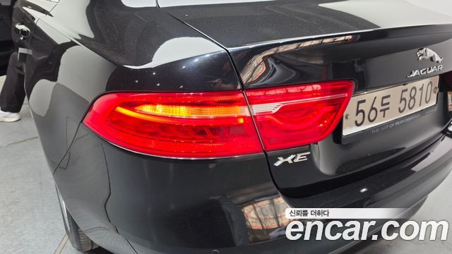 Jaguar XE 20d Prestige 2018 — фото 23