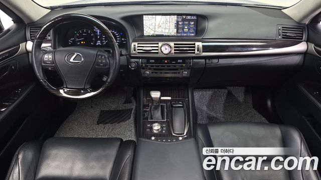 Lexus LS460 AWD XF40 2014 — фото 7