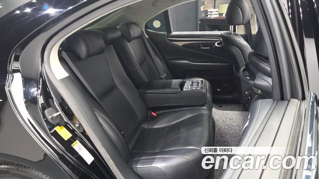 Lexus LS460 AWD XF40 2014 — фото 12