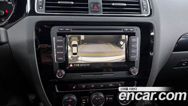 Volkswagen Jetta 2.0 TDI BlueMotion Premium 6th 2016 — фото 18