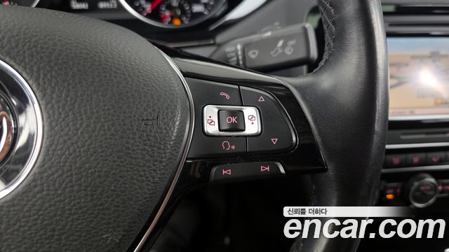 Volkswagen Jetta 2.0 TDI BlueMotion Premium 6th 2016 — фото 20