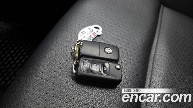 Volkswagen Jetta 2.0 TDI BlueMotion Premium 6th 2016 — фото 21